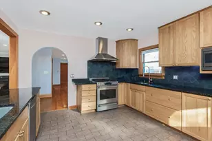 111 Alta Ave, Yonkers, NY 10705 - Photo 2