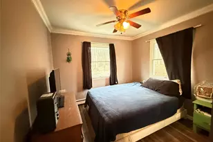 4 Manor Hills Dr, Manorville, NY 11949 - Photo 12