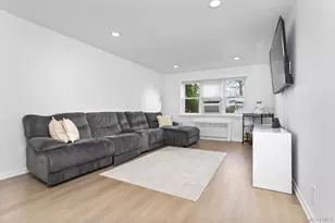 450 Pelham Rd, New Rochelle, NY 10805 - Photo 2