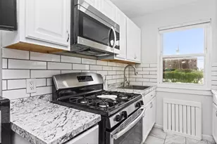 450 Pelham Rd, New Rochelle, NY 10805 - Photo 8