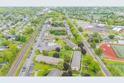 2453 Union Boulevard #37A, Islip, NY 11751 - Photo 10