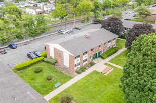 2453 Union Blvd, Islip, NY 11751 - Photo 6