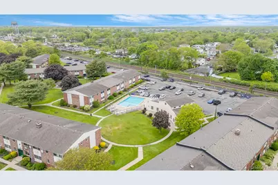 2453 Union Boulevard #37A, Islip, NY 11751 - Photo 8