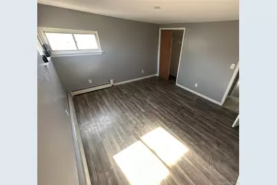 1371 Rosser Avenue, Elmont, NY 11003 - Photo 20