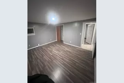 1371 Rosser Avenue, Elmont, NY 11003 - Photo 10