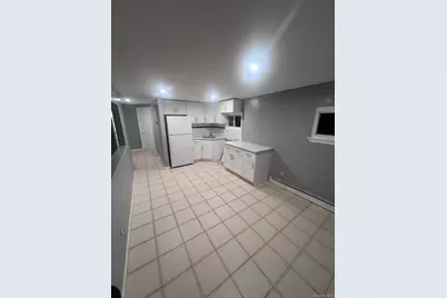 1371 Rosser Avenue, Elmont, NY 11003 - Photo 6