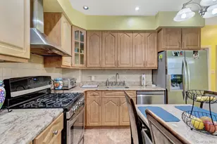 104-39 115th St, Richmond Hill, NY 11419 - Photo 16