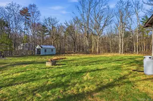 1073 Indian Springs Rd, Pine Bush, NY 12566 - Photo 32