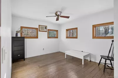1073 Indian Springs Road, Pine Bush, NY 12566 - Photo 18