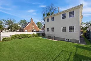 134-10 Farmers Blvd, Jamaica, NY 11434 - Photo 48