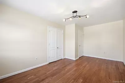 13410 Farmers Boulevard, Jamaica, NY 11434 - Photo 10