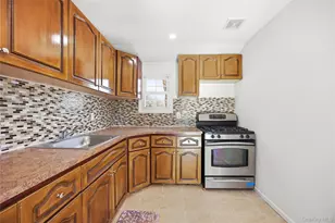 134-10 Farmers Blvd, Jamaica, NY 11434 - Photo 36