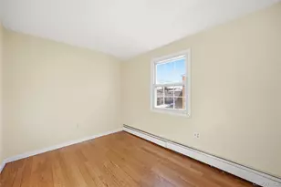 134-10 Farmers Blvd, Jamaica, NY 11434 - Photo 26