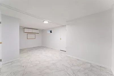 14 Wakefield Road, Scarsdale, NY 10583 - Photo 22