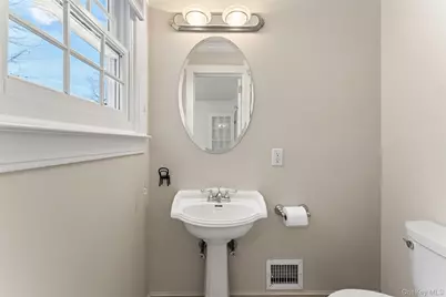 14 Wakefield Road, Scarsdale, NY 10583 - Photo 14