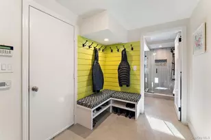 110 Round Hill Rd, Scarsdale, NY 10583 - Photo 32