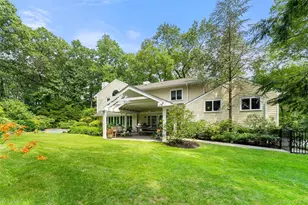 110 Round Hill Rd, Scarsdale, NY 10583 - Photo 42
