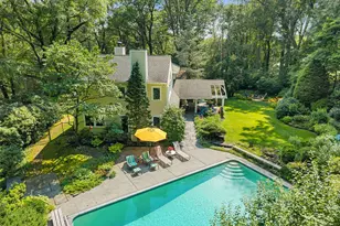 110 Round Hill Rd, Scarsdale, NY 10583 - Photo 38