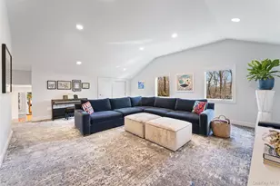 110 Round Hill Rd, Scarsdale, NY 10583 - Photo 20