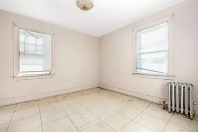 24018 144th Avenue, Rosedale, NY 11422 - Photo 14