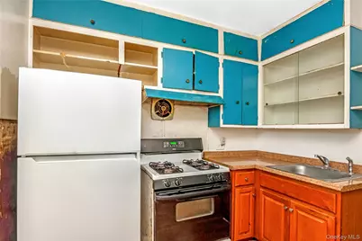 24018 144th Avenue, Rosedale, NY 11422 - Photo 12