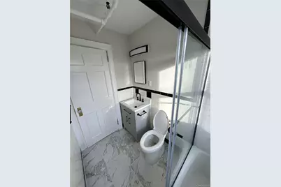 127 South Street #3E, Oyster Bay, NY 11771 - Photo 8