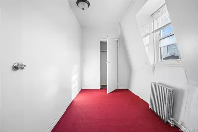 1524 124 Street, College Point, NY 11356 - Photo 18