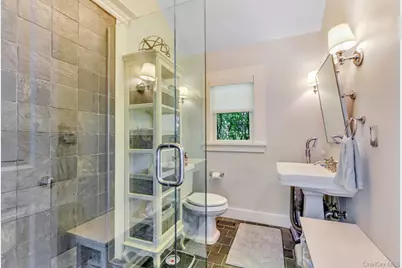 10 Henry Street, Southampton, NY 11968 - Photo 12