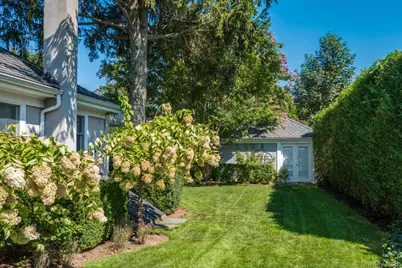 10 Henry Street, Southampton, NY 11968 - Photo 20