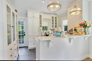 10 Henry St, Southampton, NY 11968 - Photo 8