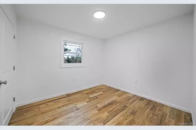 6 Connetquot Drive, Oakdale, NY 11769 - Photo 32