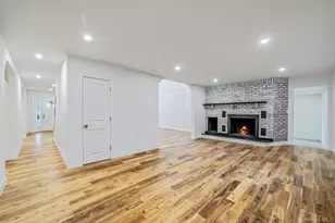 6 Connetquot Dr, Oakdale, NY 11769 - Photo 18