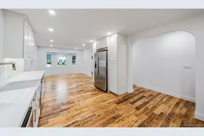 6 Connetquot Drive, Oakdale, NY 11769 - Photo 24