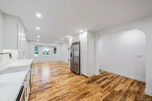 6 Connetquot Dr, Oakdale, NY 11769 - Photo 24