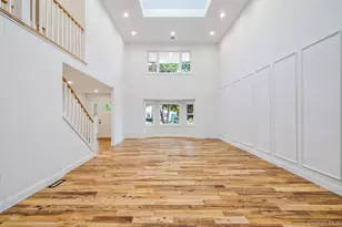 6 Connetquot Dr, Oakdale, NY 11769 - Photo 2