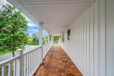 6 Connetquot Drive, Oakdale, NY 11769 - Photo 30