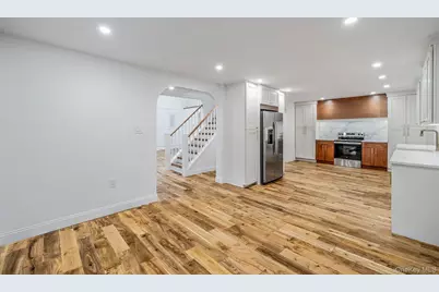 6 Connetquot Drive, Oakdale, NY 11769 - Photo 20