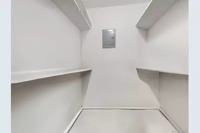 552 Sierra Vista Lane, Valley Cottage, NY 10989 - Photo 22