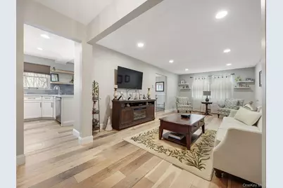 552 Sierra Vista Lane, Valley Cottage, NY 10989 - Photo 6