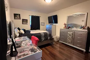 135 Standish Dr, Pearl River, NY 10965 - Photo 16