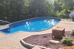 135 Standish Dr, Pearl River, NY 10965 - Photo 22