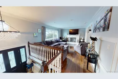 135 Standish Drive, Pearl River, NY 10965 - Photo 2