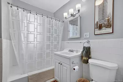 10 Nosband Avenue #6M, White Plains, NY 10605 - Photo 22