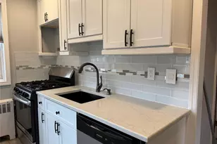 131-59 234th St, Rosedale, NY 11422 - Photo 16