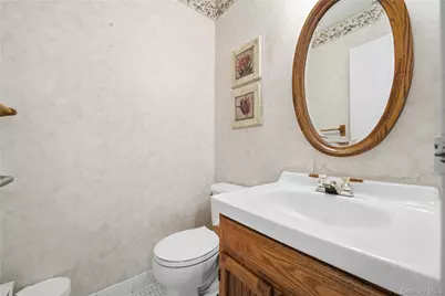 170 Harbor S, Amityville, NY 11701 - Photo 6