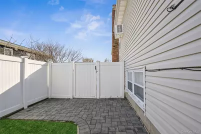 2 Udalia Road, West Islip, NY 11795 - Photo 42