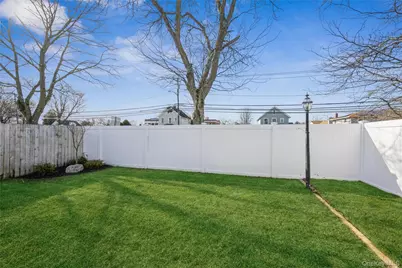 2 Udalia Road, West Islip, NY 11795 - Photo 34