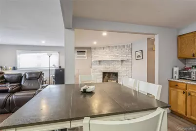 2 Udalia Road, West Islip, NY 11795 - Photo 20