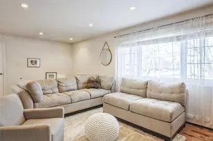 2 Udalia Rd, West Islip, NY 11795 - Photo 6