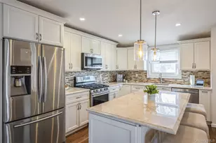 2 Udalia Rd, West Islip, NY 11795 - Photo 10